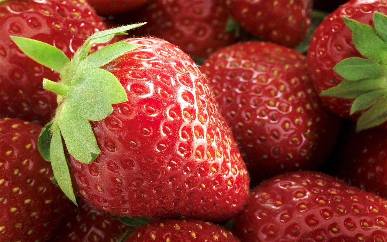 Strawberry Nutrition: Antioxidant Powerhouse that Helps Combat Disease